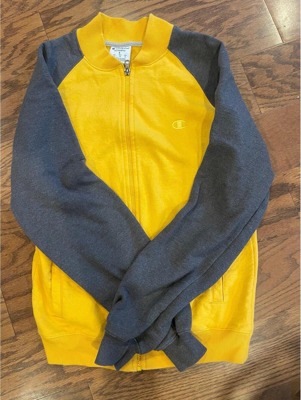 Champion Zip-Up Jacket – Adult Small